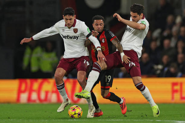 与葬礼相关 与葬礼相关