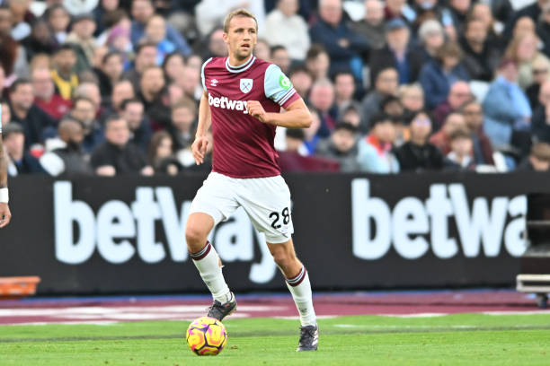 更多是出於 更多是出於