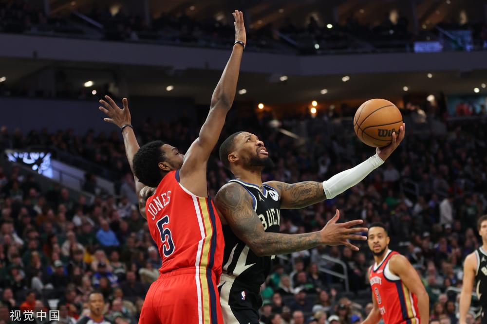 许多观众 许多观众